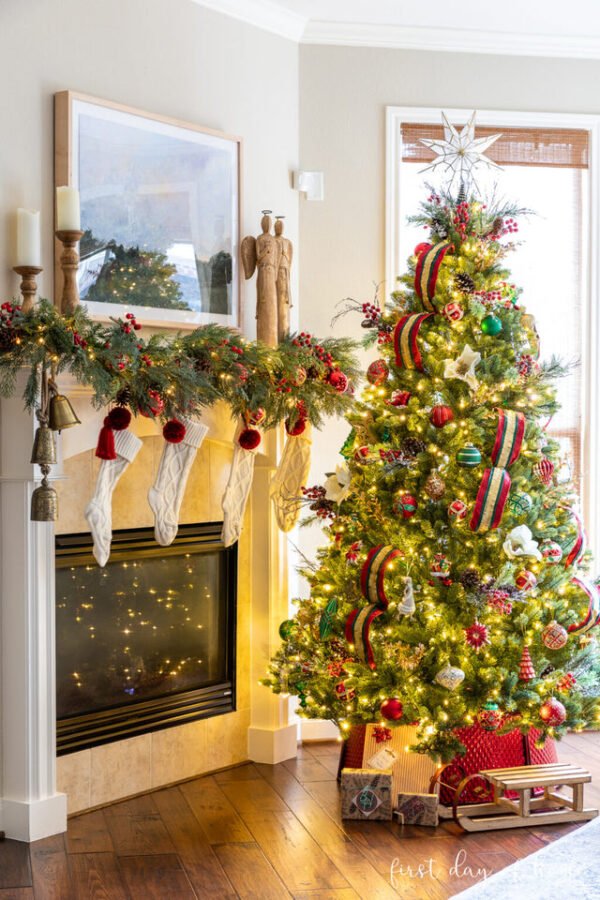 RoyalFirLED 6.5' Royal Fir Artificial Christmas Tree with 850 Warm White & Multi-Color LED Lights