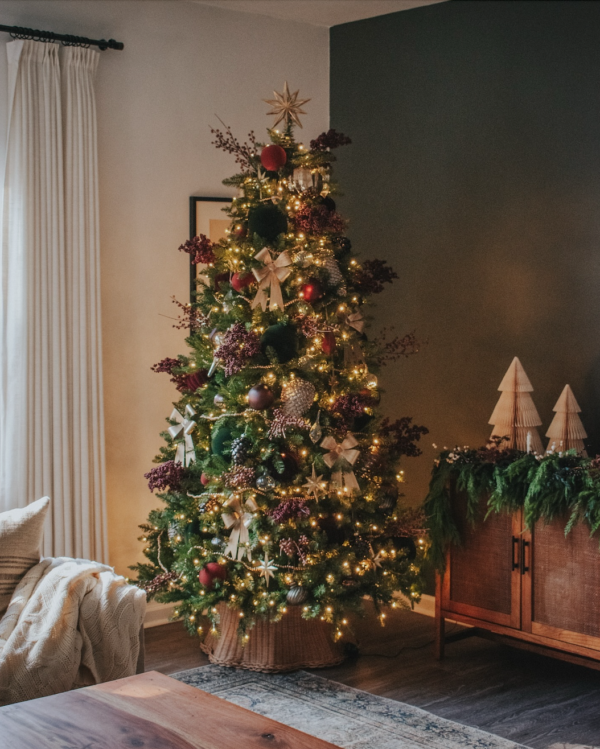 6.5' Yorkshire Fir Artificial Christmas Tree with 500 Warm White LED Lights