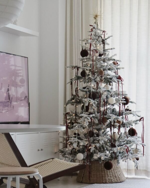 7' King Noble Flock Artificial Christmas Tree with 500 Warm White LED Lights